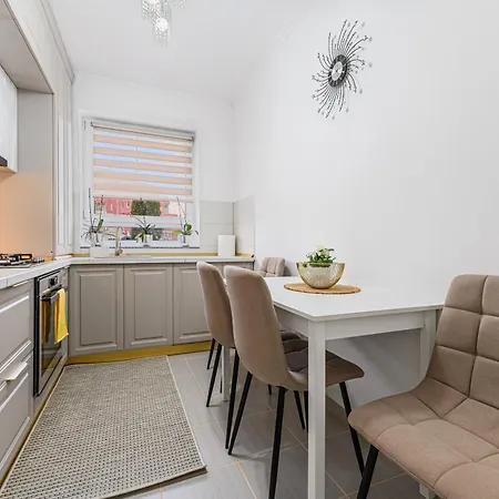 Romaly Apartment Brasov