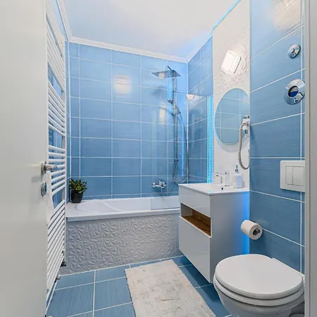 Apartment Romaly